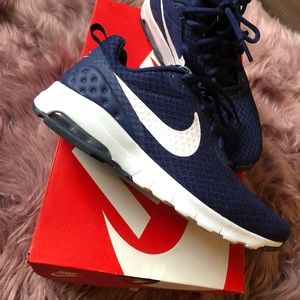 Women’s Nike Air Max